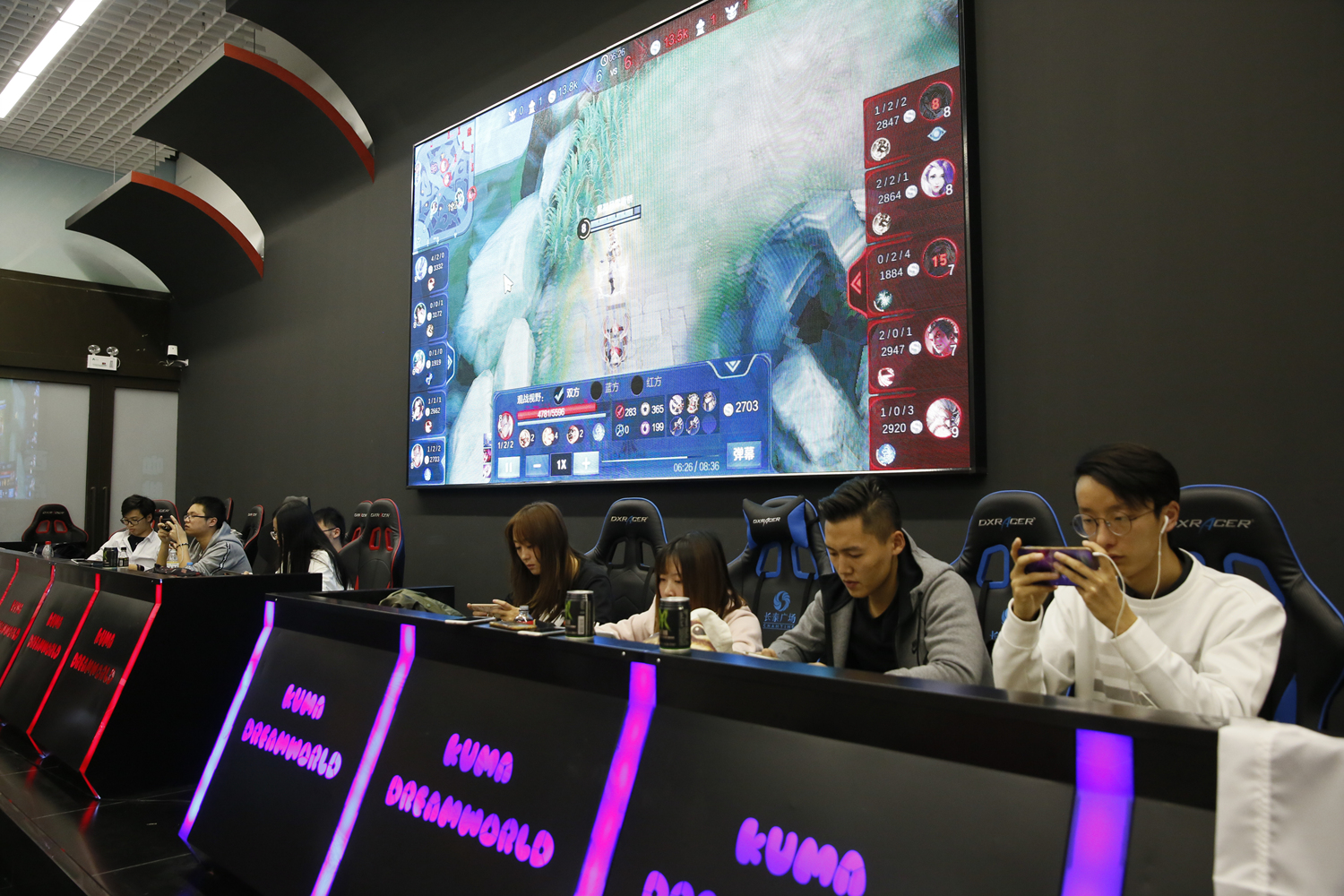 英雄联盟S赛入围赛赛程，RNG的全在白天！