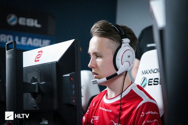 韩媒：因奢侈税Ruler想回LCK必须降薪；KT预算和今年差不多